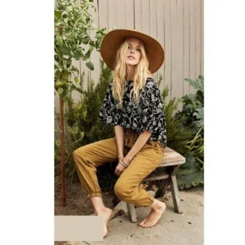Anthropologie Rory Black White Floral Boho Embroidered Blouse Women Size Large